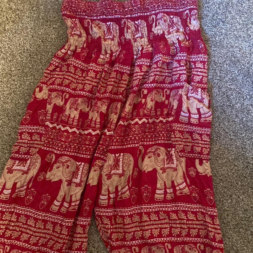 Stretchy elephant pants